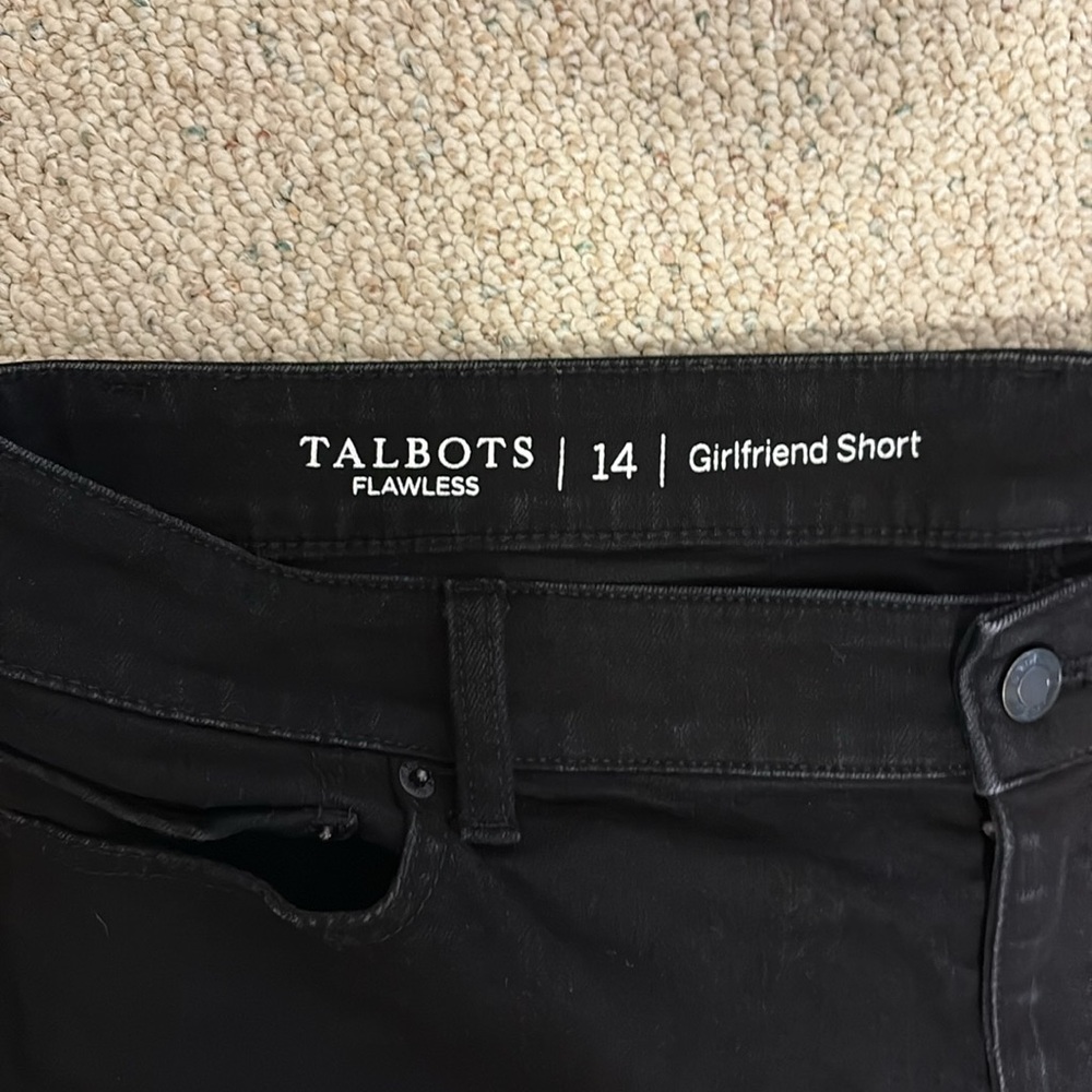 Talbots denim Bermuda’s - Picture 2 of 5